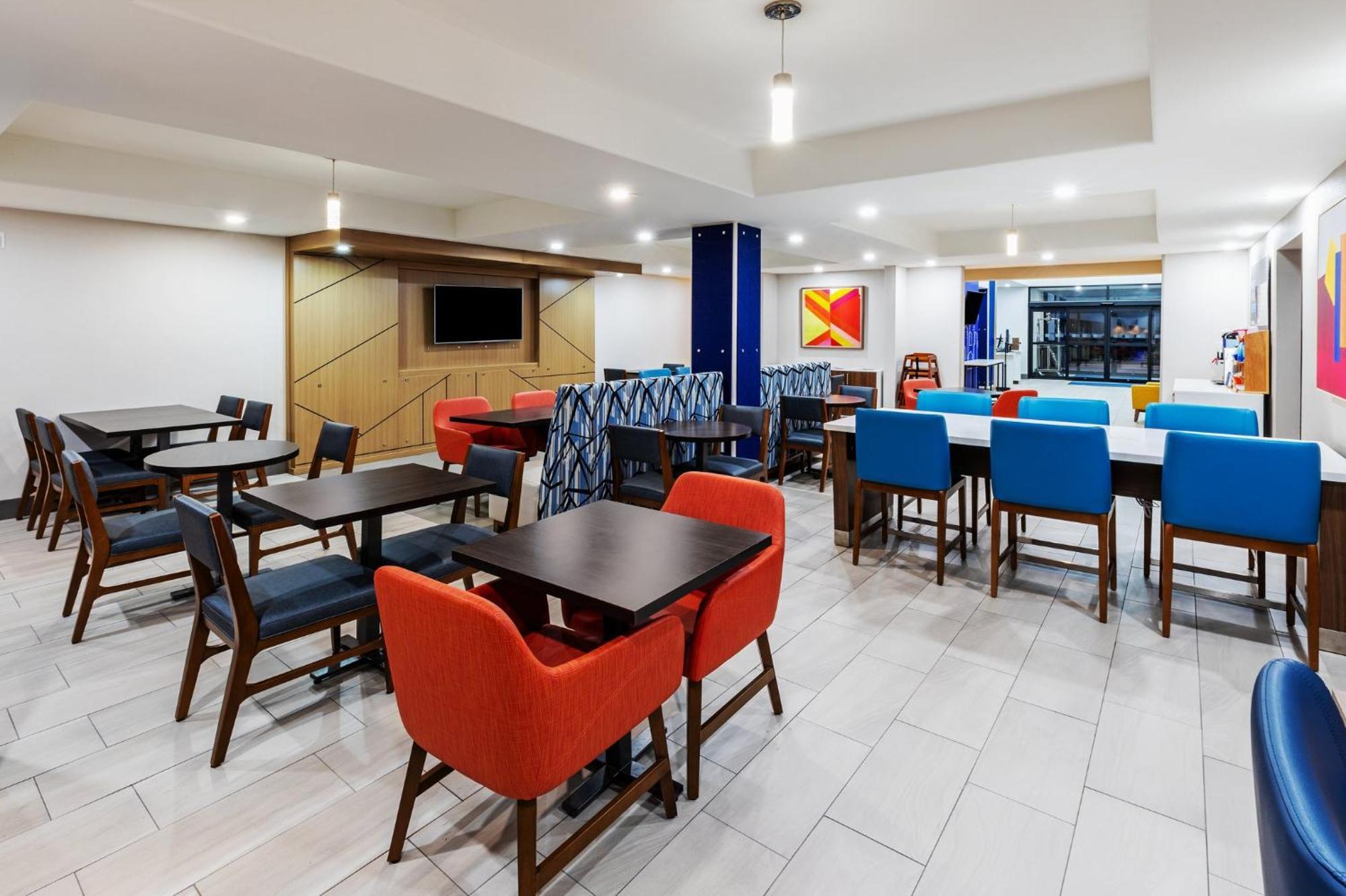 Holiday Inn Express Hotel & Suites Henderson - Traffic Star By Ihg Exteriér fotografie