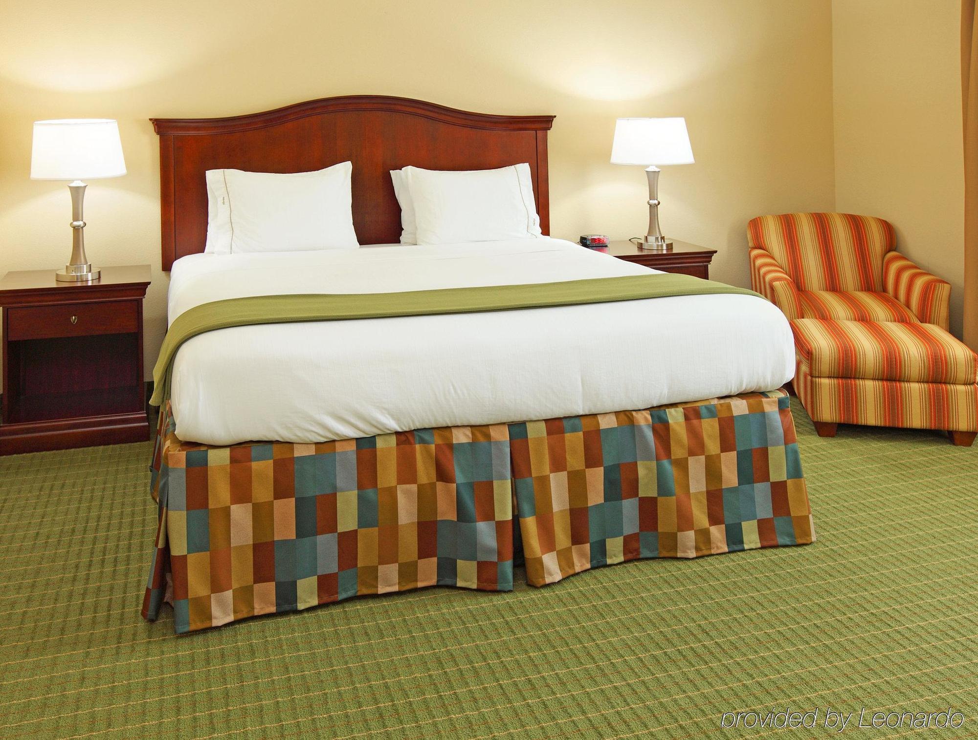 Holiday Inn Express Hotel & Suites Henderson - Traffic Star By Ihg Exteriér fotografie