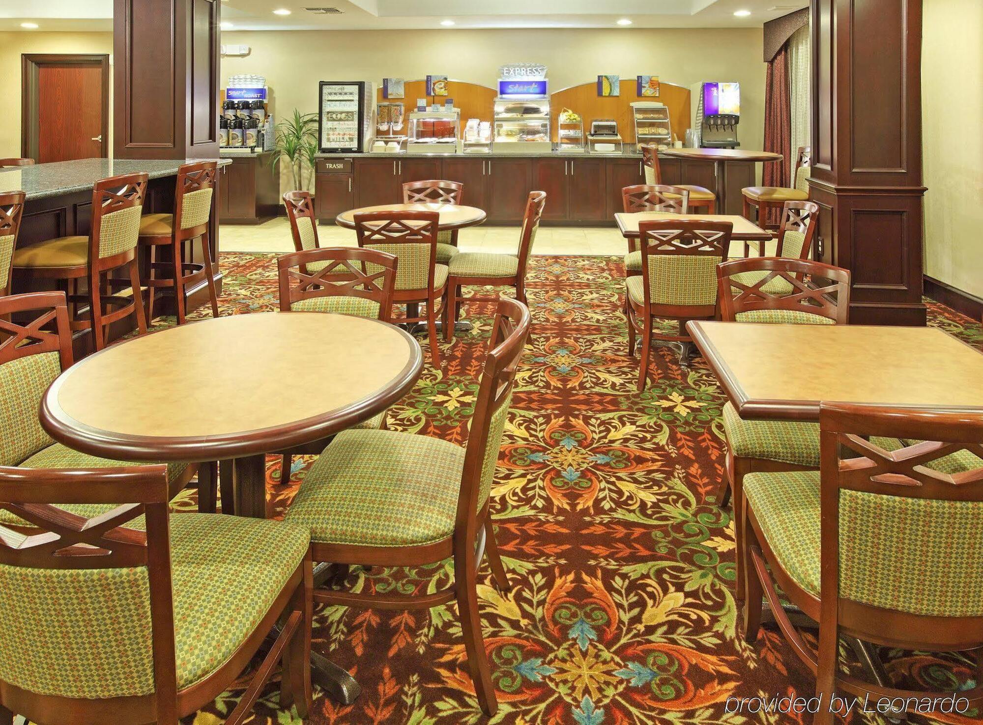 Holiday Inn Express Hotel & Suites Henderson - Traffic Star By Ihg Exteriér fotografie