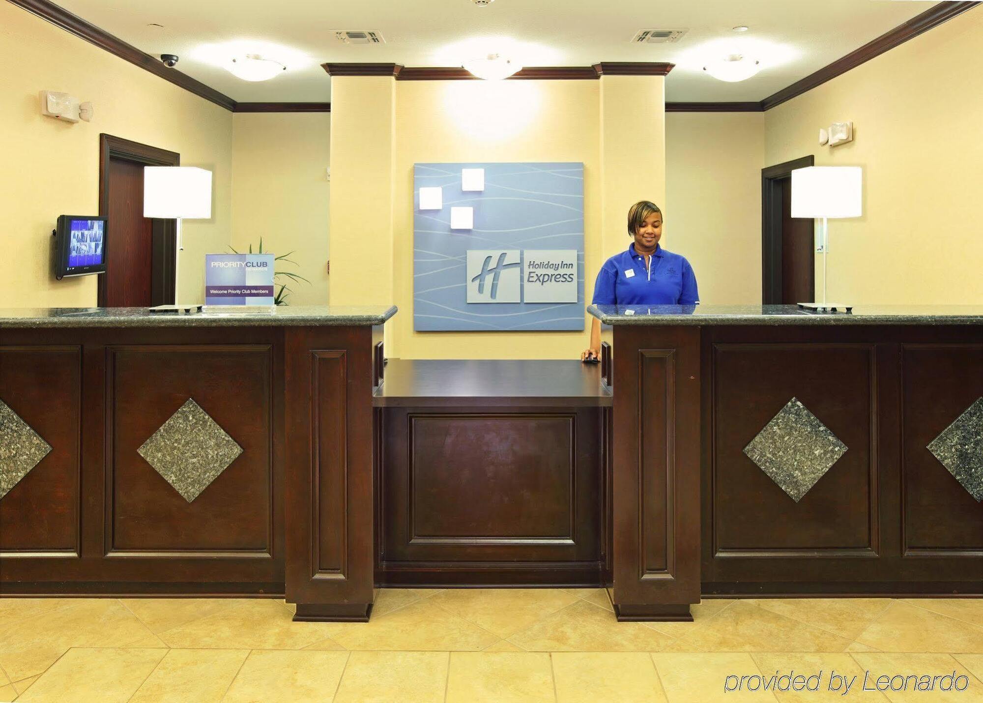 Holiday Inn Express Hotel & Suites Henderson - Traffic Star By Ihg Exteriér fotografie